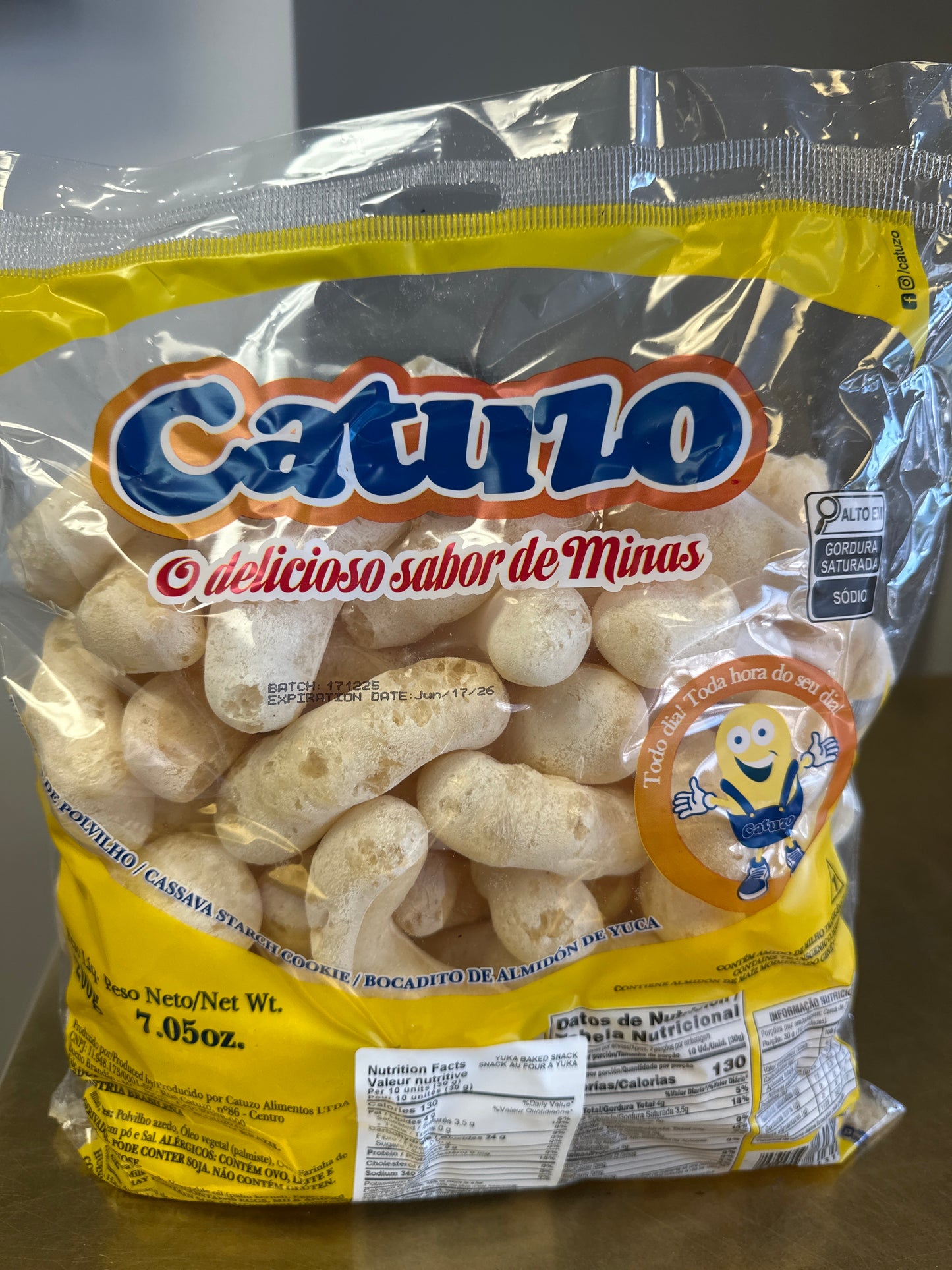 Catuzo biscoito de polvilho caseirão 300 g